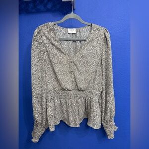 Sienna Sky white and black peplum long sleeve blouse